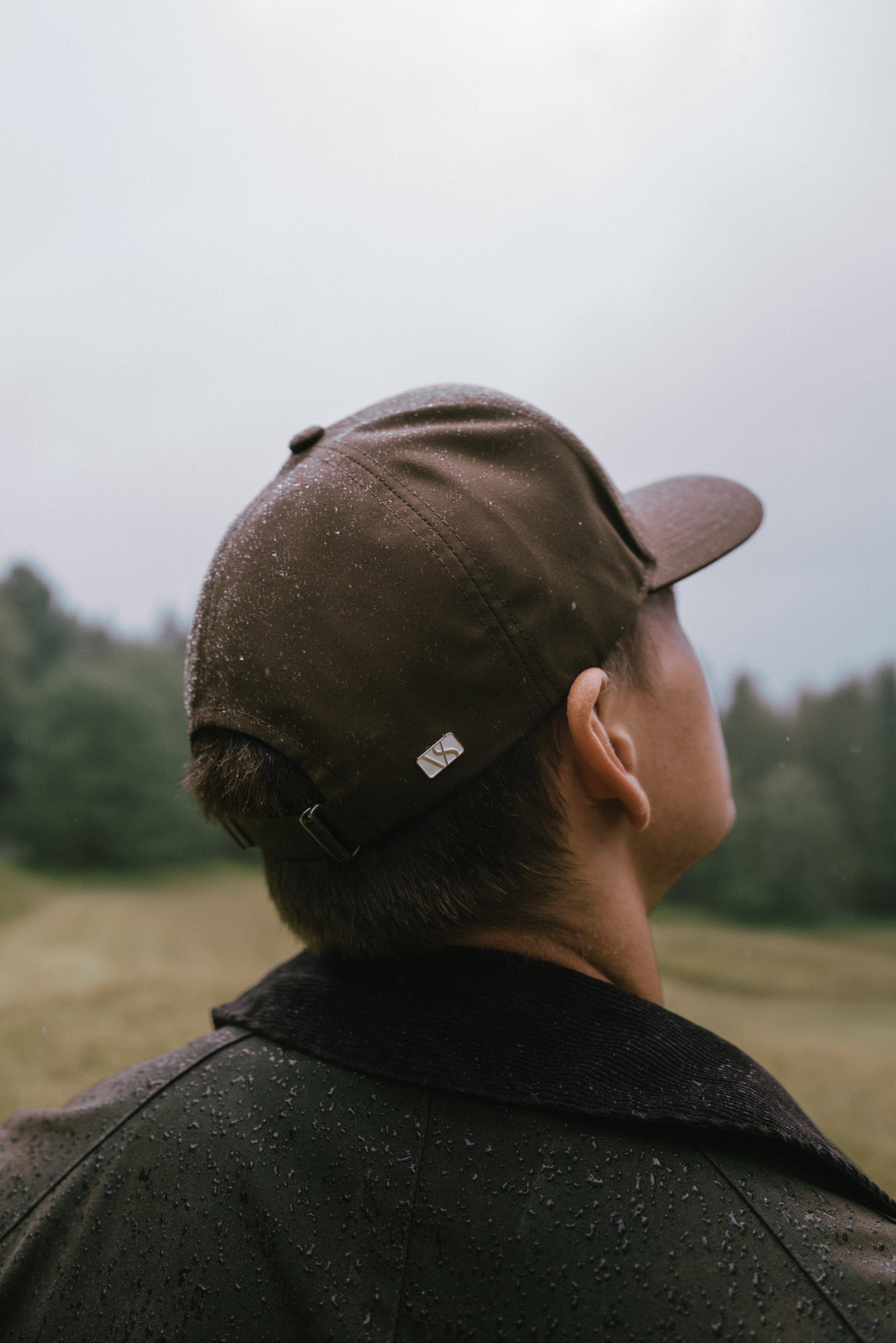 Back view of male wearing a ventile cotton cruz structured cap from Varsity headwear